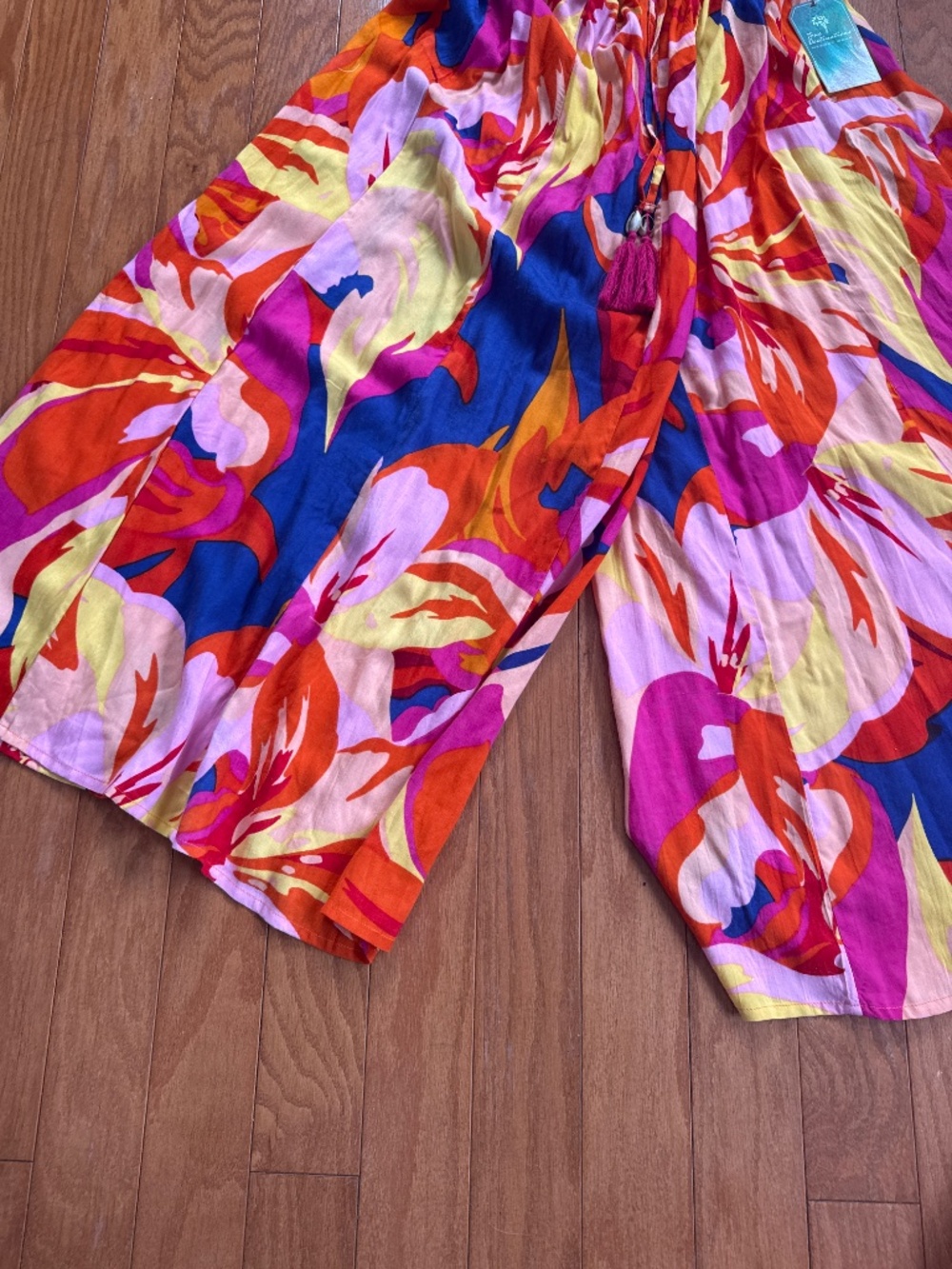 NWT wide leg resort wear pants - Picture 3 of 4